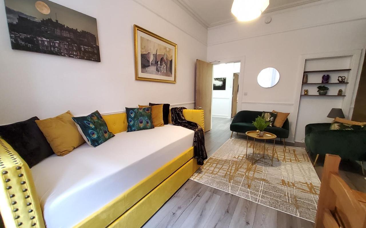 Leith Spectacular Apartment By Sensational Stay Short Lets & Serviced Accommodation With 6 Separate Beds & 2 Baths Edynburg Zewnętrze zdjęcie